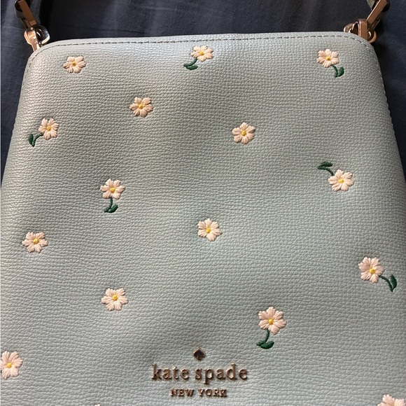Kate Spade Darcy Daisy Embroidered Leather Bucket Bag Aphrodite Green - Picture 2 of 7